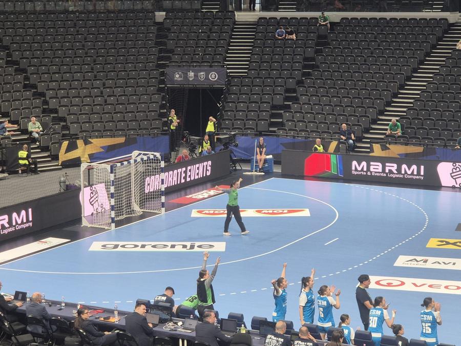 Alexia Chiru Junioarele de la CSM București n-au câștigat trofeul EHF Youth Club Trophy, dar sunt CAMPIOANELE REVENIRILOR! Finala senzațională în MVM Dome din Budapesta