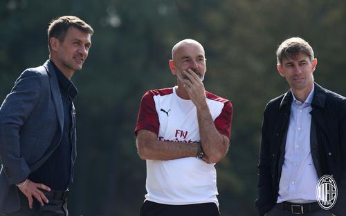 AC Milan a decis să se despartă de Pioli la finele stagiunii şi să-i acorde puteri depline lui Ralf Rangnick, ultima oară la RB Leipzig. Paolo Maldini nu va accepta un rol decorativ şi pleacă
