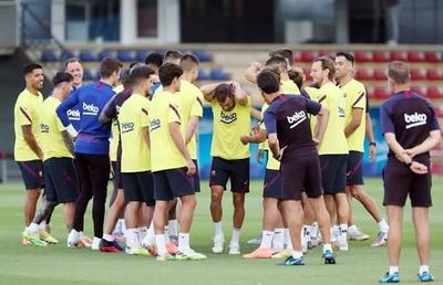 VIDEO Un star de la Barcelona n-a mai suportat aroganțele colegilor » Ce a făcut la 31 de ani ca să scape de ironii