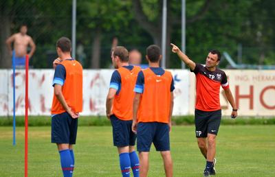 Reghe își pregătește revenirea la FCSB! După Neubert, îi trimite lui Gigi Becali și „locotenentul”