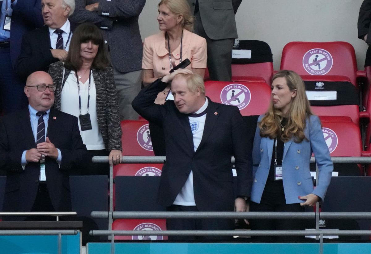 Anglia - Danemarca, fani pe Wembley la semifinala Euro 2020