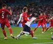 Harry Kane a fost doborât în careul danezilor  // foto: Guliver/gettyimages