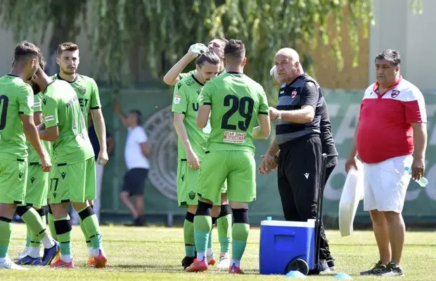 Președintele CS Dinamo pentru GSP: „Ne-am înțeles să continue pe Dinamo până se dărâmă” » Care e situația arenei din „Ștefan cel Mare”