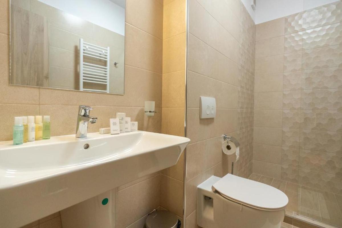 Cât costă o noapte de cazare la hotelul Simonei Halep din Mamaia Nord