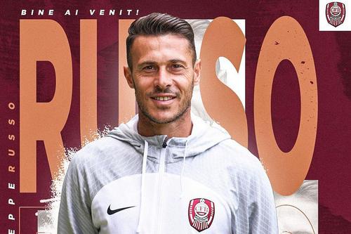 Giuseppe Russo, prezentat la CFR Cluj // sursă foto: Facebook @ Fotbal Club CFR 1907 CLUJ
