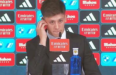 I-a dat IGNORE! Moment viral cu Arda Guler la prezentarea la Real Madrid: „Ți-ar plăcea?”