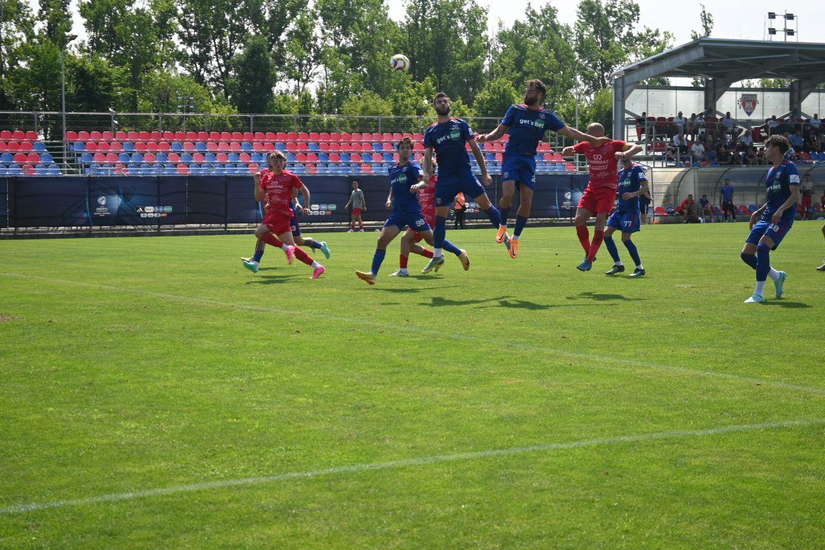 În pline tensiuni, jucătorul Stelei afirmă: „Nu am nicio problemă dacă vine FCSB în Ghencea. Aș merge la meciurile ei”