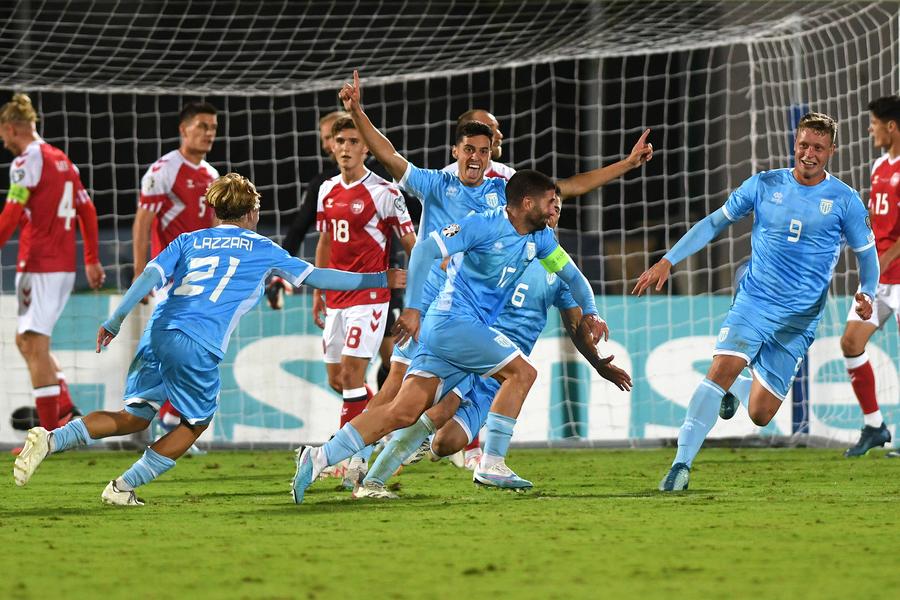 Bucuria sanmarinezilor dupa golul lui Golinucci cu Danemarca FCSB e pentru Virtus ce e Real Madrid pentru FCSB. Chiricheș ar putea asigura bugetul clubului din San Marino din salariul său pe 3 luni!