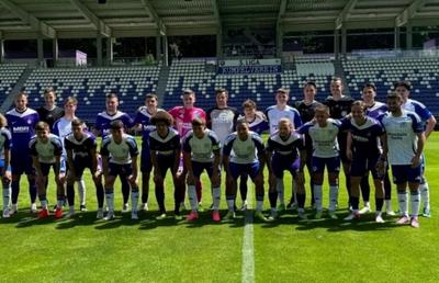 Meciul din Liga Campionilor programat în urmă cu 65 de ani s-a disputat acum