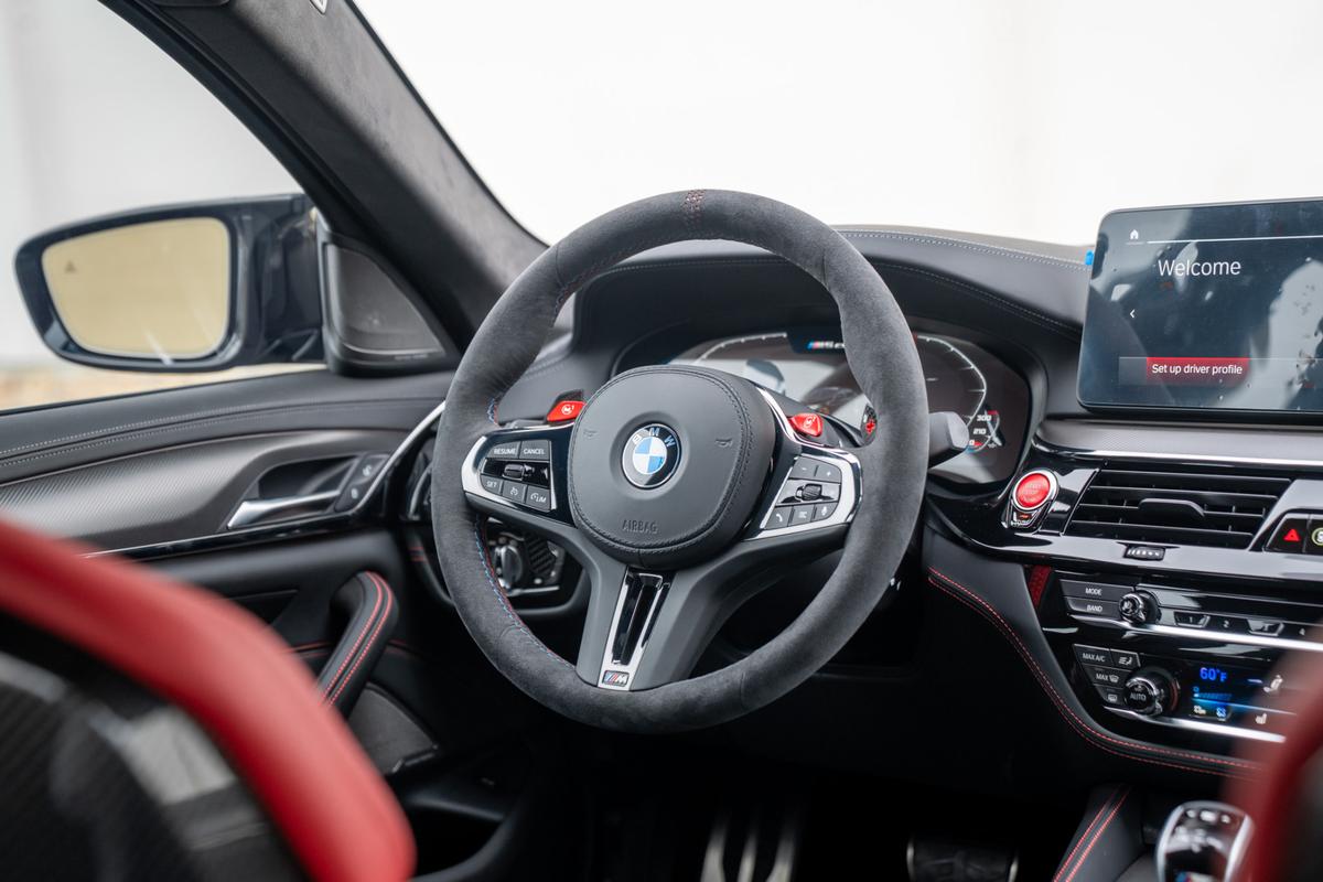 BMW M5 CS
