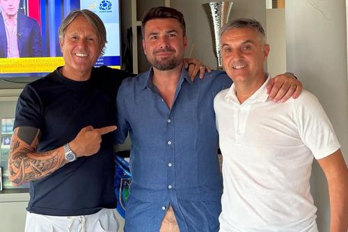Adrian Mutu a anunțat un parteneriat între academia lui de la București și Fiorentina. FOTO: Instagram @adrian10mutu