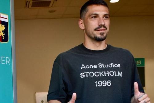 Nicolae Stanciu, la vizita medicală la Genoa. Foto: buoncalcioatutti.it