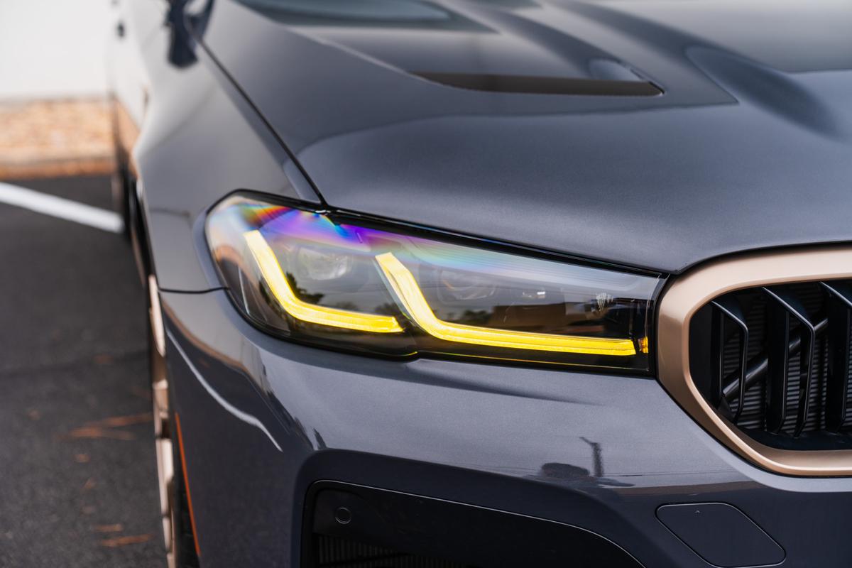 A mers 190 de kilometri cu un BMW și l-a vândut cu profit de aproape 50.000 de euro » Detalii incredibile la „bestia” bavareză