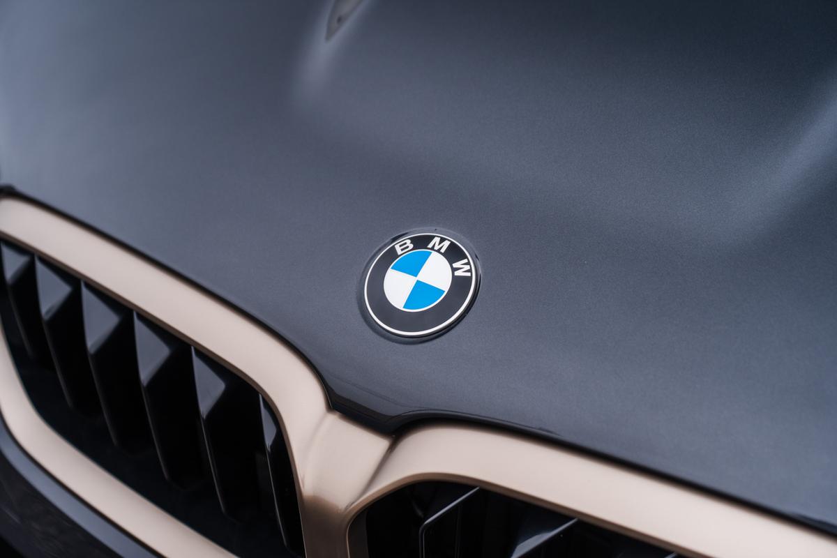 A mers 190 de kilometri cu un BMW și l-a vândut cu profit de aproape 50.000 de euro » Detalii incredibile la „bestia” bavareză