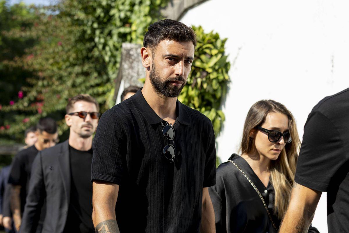 Decizia lui Manchester United, după ce Bruno Fernandes și Diogo Dalot au fost la înmormântarea lui Diogo Jota