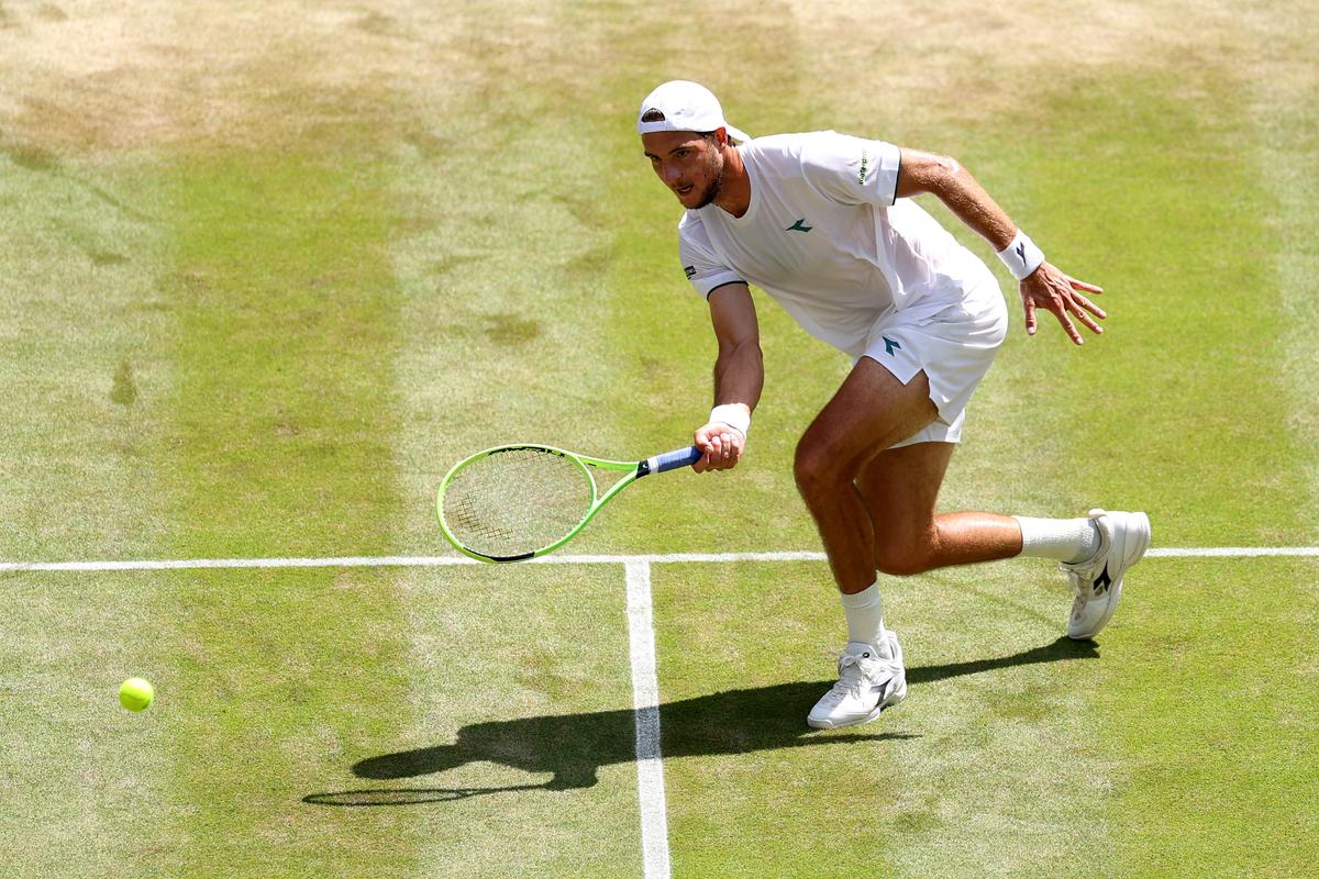 Jannik Sinner l-a învins pe Jan-Lennard Struff la Wimbledon