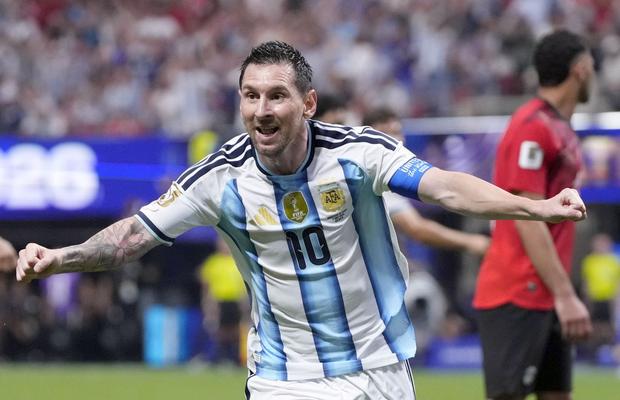 „Aspirator” de recorduri » Lionel Messi tocmai l-a depășit pe Diego Maradona!