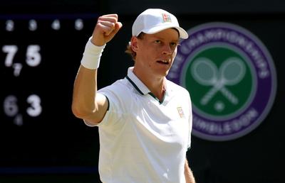 Sinner, de neoprit la Wimbledon! Liderul mondial este la două victorii de titlu