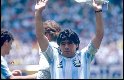 Momentul care i-a adus nemurirea lui Maradona
