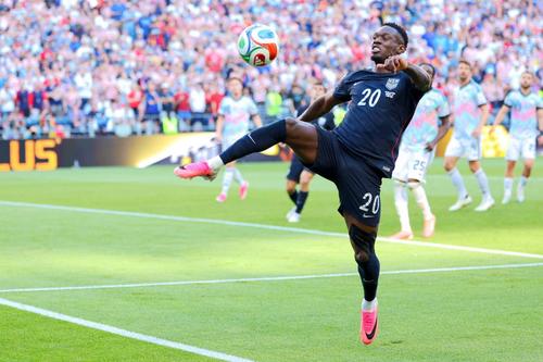 Folarin Balogun, în acțiune, în SUA - Belgia 1-4 / Foto: Imago