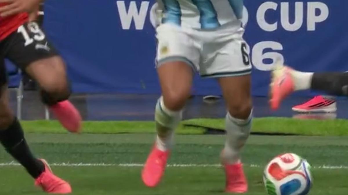 Gol anulat după intervenția VAR în Argentina - Egipt