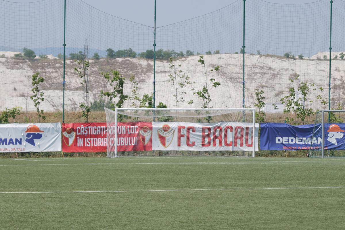 Antrenorul din Liga 2 și-a făcut praf jucătorii, după ce au fost întorși în 6 minute: „Dezastru! Aroganți, încrezuți, plictisiți”