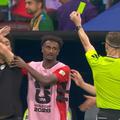 Selecționerul Egiptului, gesturi la adresa arbitrului François Letexier / FOTO: Captură @Antena 1