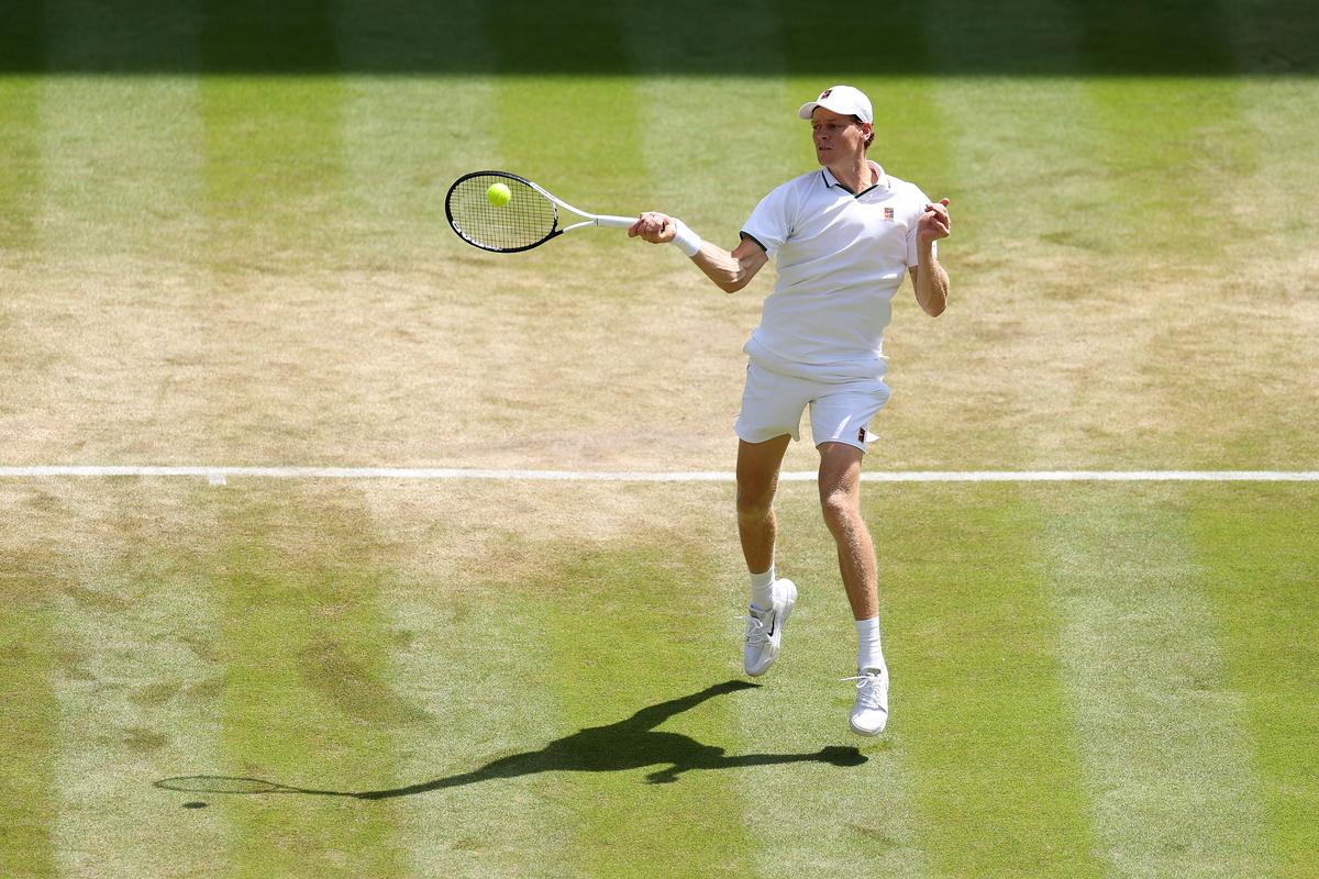 Jannik Sinner l-a învins pe Jan-Lennard Struff la Wimbledon