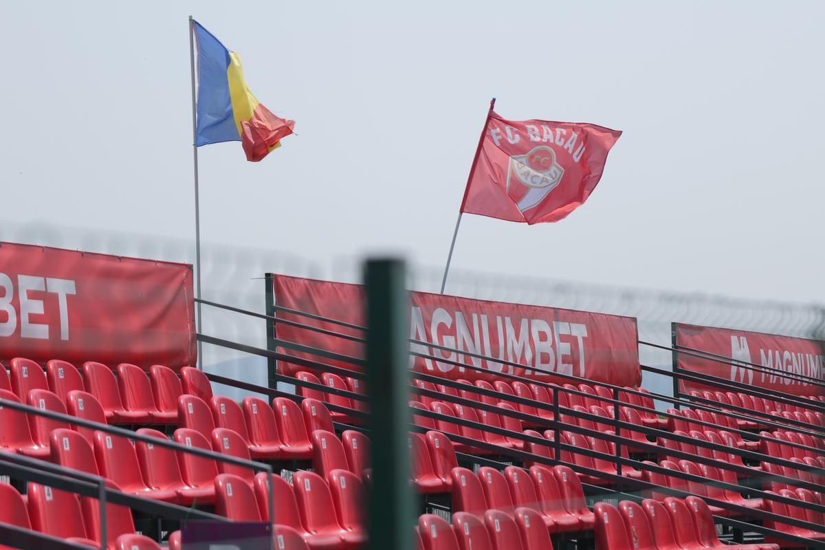 Antrenorul din Liga 2 și-a făcut praf jucătorii, după ce au fost întorși în 6 minute: „Dezastru! Aroganți, încrezuți, plictisiți”