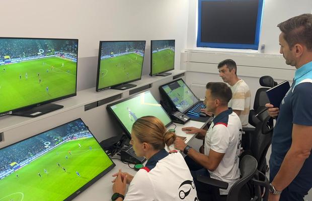 Radu Petrescu și Andrei Chivulete au picat testele CCA! Imagini în premieră din noul HUB al arbitrajului video