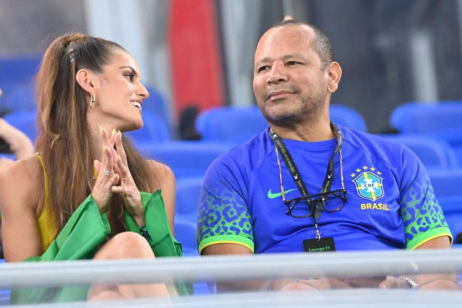 Tatăl lui Neymar // Foto: Imago Images Tatăl lui Neymar, cerere pentru fiul său: „Continuă să joci fotbal!”