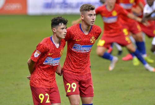 Înghețarea clasamentului în Liga 1 o regăsește pe FCSB pe locul 5, poziție care îi va aduce o sumă mai mică din drepturile TV cu circa 350.000 decât dacă s-ar fi clasat pe locul 3, unde ar fi ajuns dacă o învingea pe CFR, meci în care a folosit juniorii.