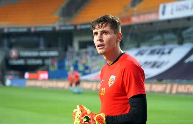 Silviu Lung jr. s-a decis! Dorit de Beșiktaș, cel mai bun portar al Turciei a semnat cu altă echipă