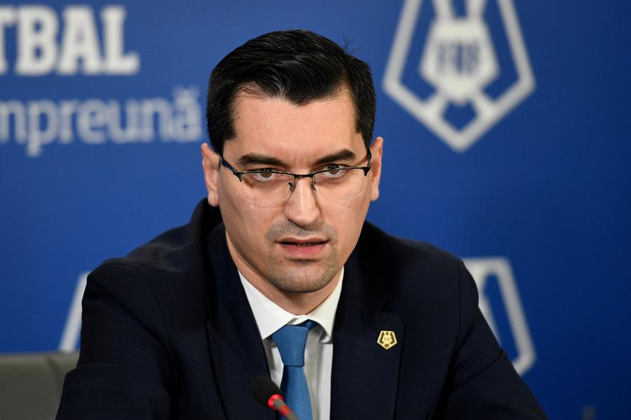 EXCLUSIV Ca-n vremurile Cooperativei: blat pe axa FRF-Dinamo-Poli Iași! Cum a jucat teatru Bălănescu