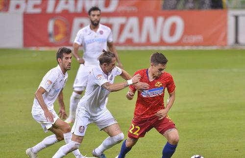 Liga Profesionistă de Fotbal a alcătuit cel mai bun prim „11” al sezonului recent încheiat.