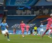 Raphael Varane (27 de ani) a comis două gafe imense în duelul Manchester City - Real Madrid.