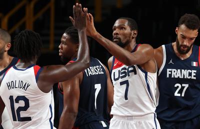 Kevin pe Olimp! Durant a condus-o pe SUA spre titlul olimpic și a câștigat a treia medalie de aur din carieră