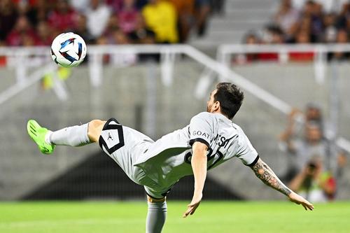 Messi a înscris din „foarfecă” cu Clermont // foto: Imago Images