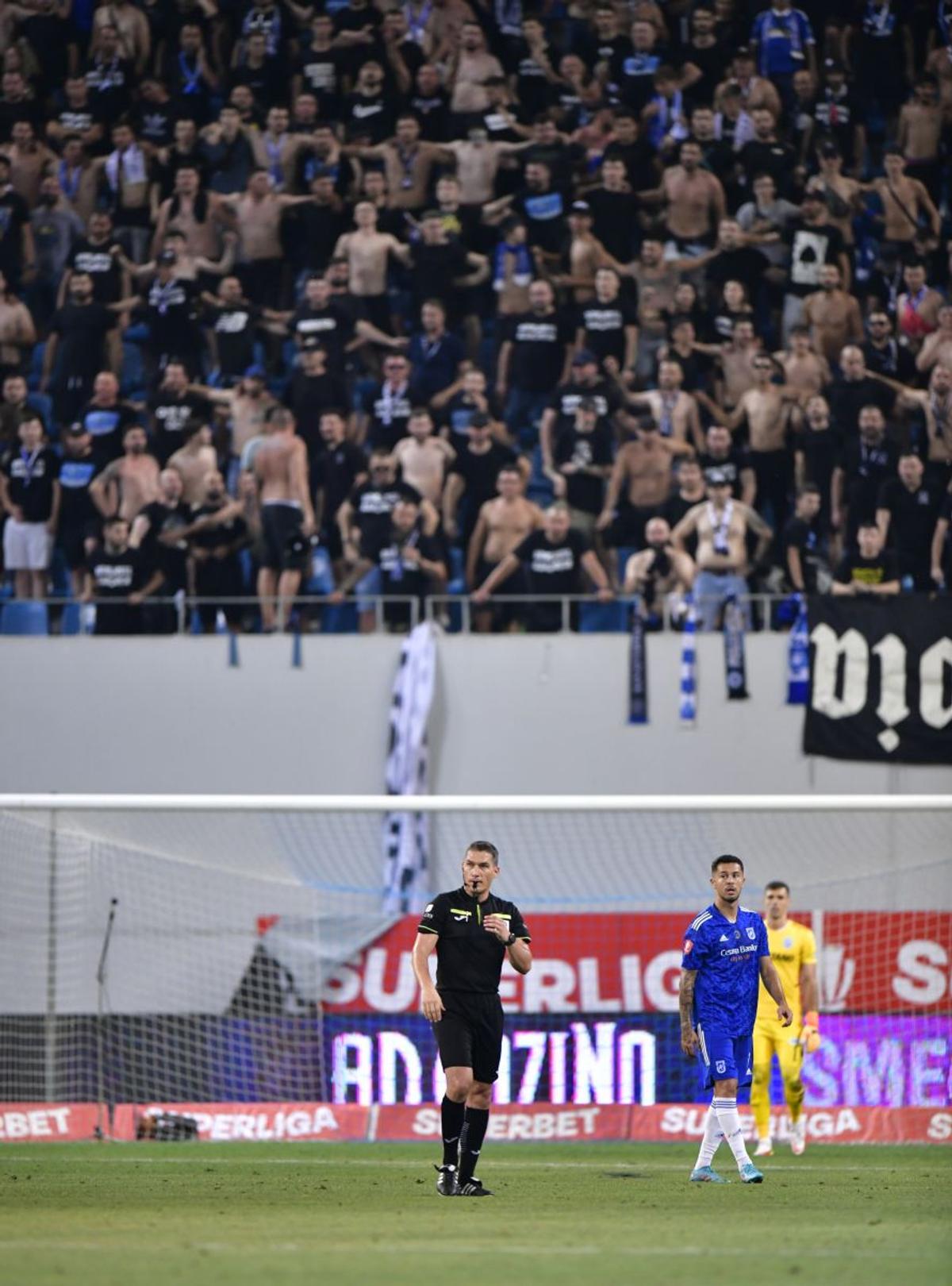 Panică la CSU Craiova » Andrei Ivan s-a accidentat în derby-ul cu FCU Craiova: „La fiecare duel adversarul mă lovește în zona unde am probleme”