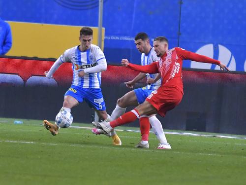 Desley Ubbink, într-un meci cu CS Universitatea Craiova