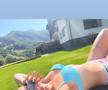 Andreea Prisăcariu s-a pozat în bikini și tricou cu „Doar Dinamo București” după titlul câștigat în Antalya