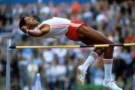 De ce a rezistat 30 de ani recordul uluitor al lui Javier Sotomayor? Cel mai bun român din istorie știe secretul performanței