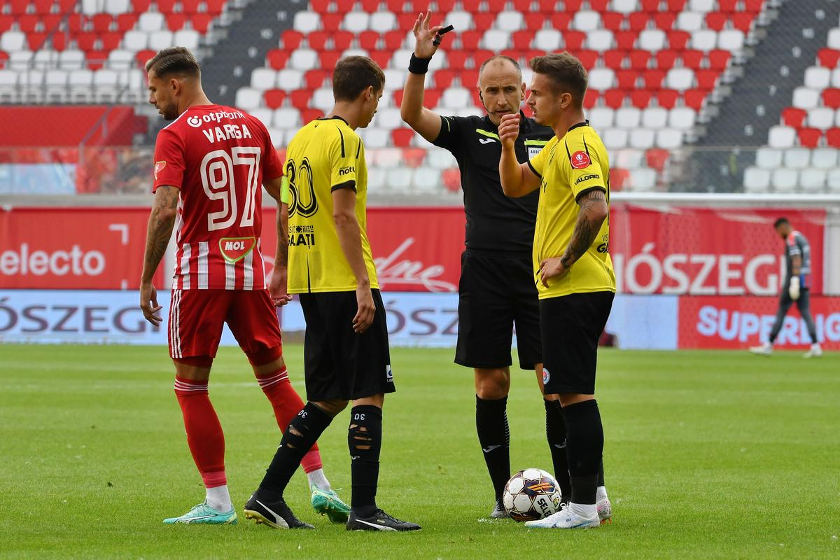 Dorinel Munteanu a stricat recordul lui Sepsi! Remiză palpitantă la Sf. Gheorghe » Clasamentul din Superligă ACUM