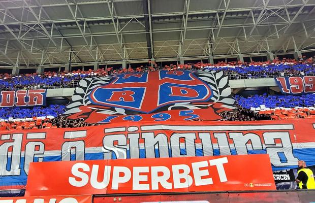 Discurs-manifest la pauza meciului FCSB - CFR Cluj: „În vremea în care ne luptăm pentru titulaturi, ne pierdem viitorul”
