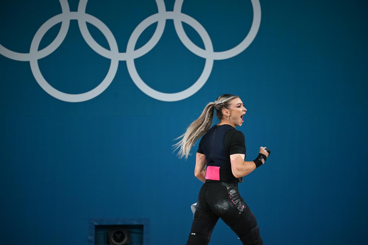Mihaela Cambei, medalie de argint la Paris în competiția categoriei 49 kg » Chinezoaica i-a luat aurul la ultima încercare