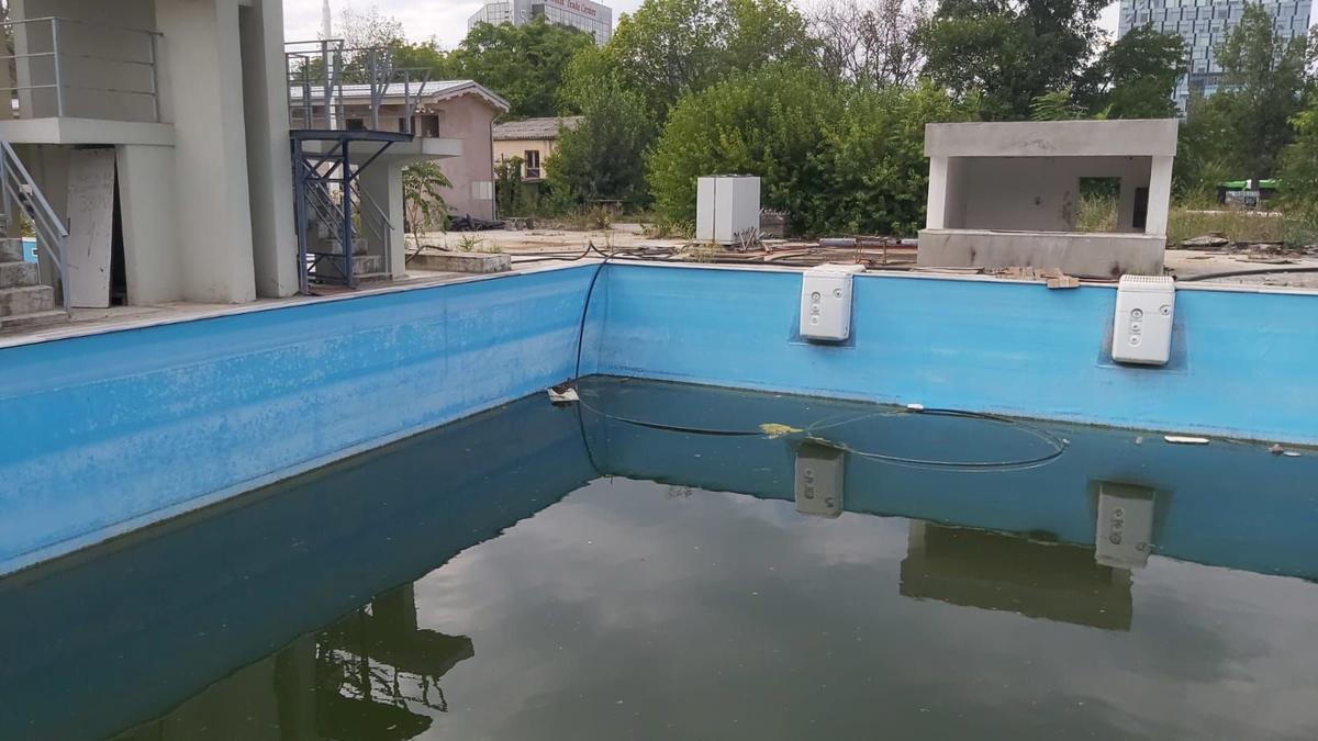 Ștrandul rațelor sălbatice » De 4 ani, autoritățile blochează renovarea Bazei Tineretului