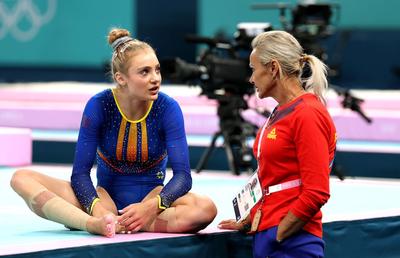 „S-a închis în cameră și plânge!” » Sabrina Voinea, devastată de verdictul TAS! Mama gimnastei, dialog printre lacrimi cu GSP