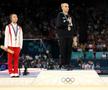 Ce a făcut chinezoaica Zhou Yaqin pe podium, după ce le-a văzut pe italience mușcând medaliile