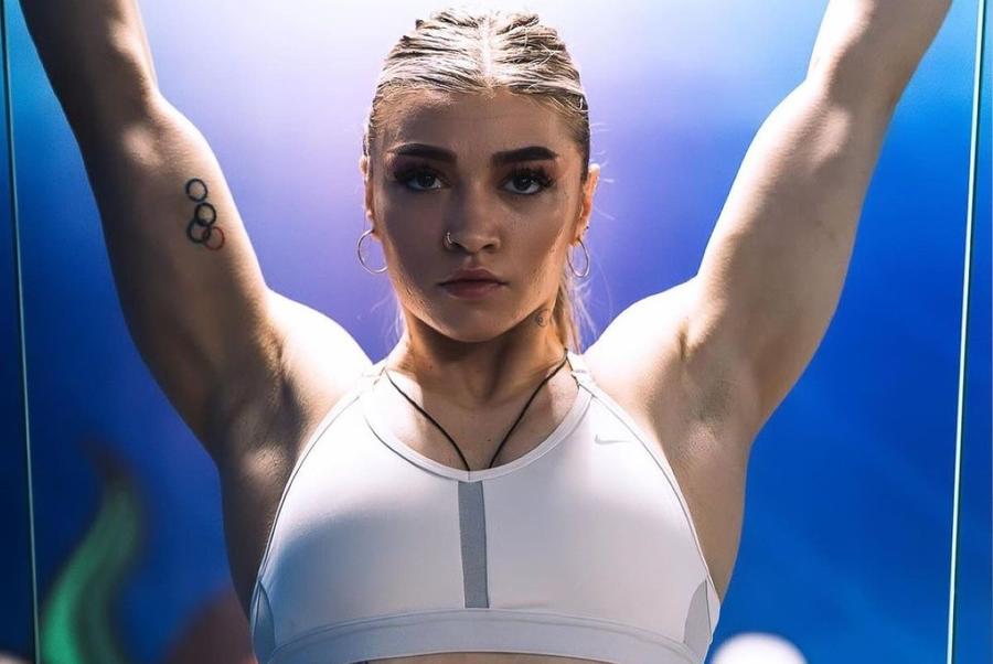 Mihaela Cambei și tatuajul cu cercurile olimpice Foto: Instagram Mihaela Cambei, medalie de argint la Paris în competiția categoriei 49 kg » Chinezoaica i-a luat aurul la ultima încercare
