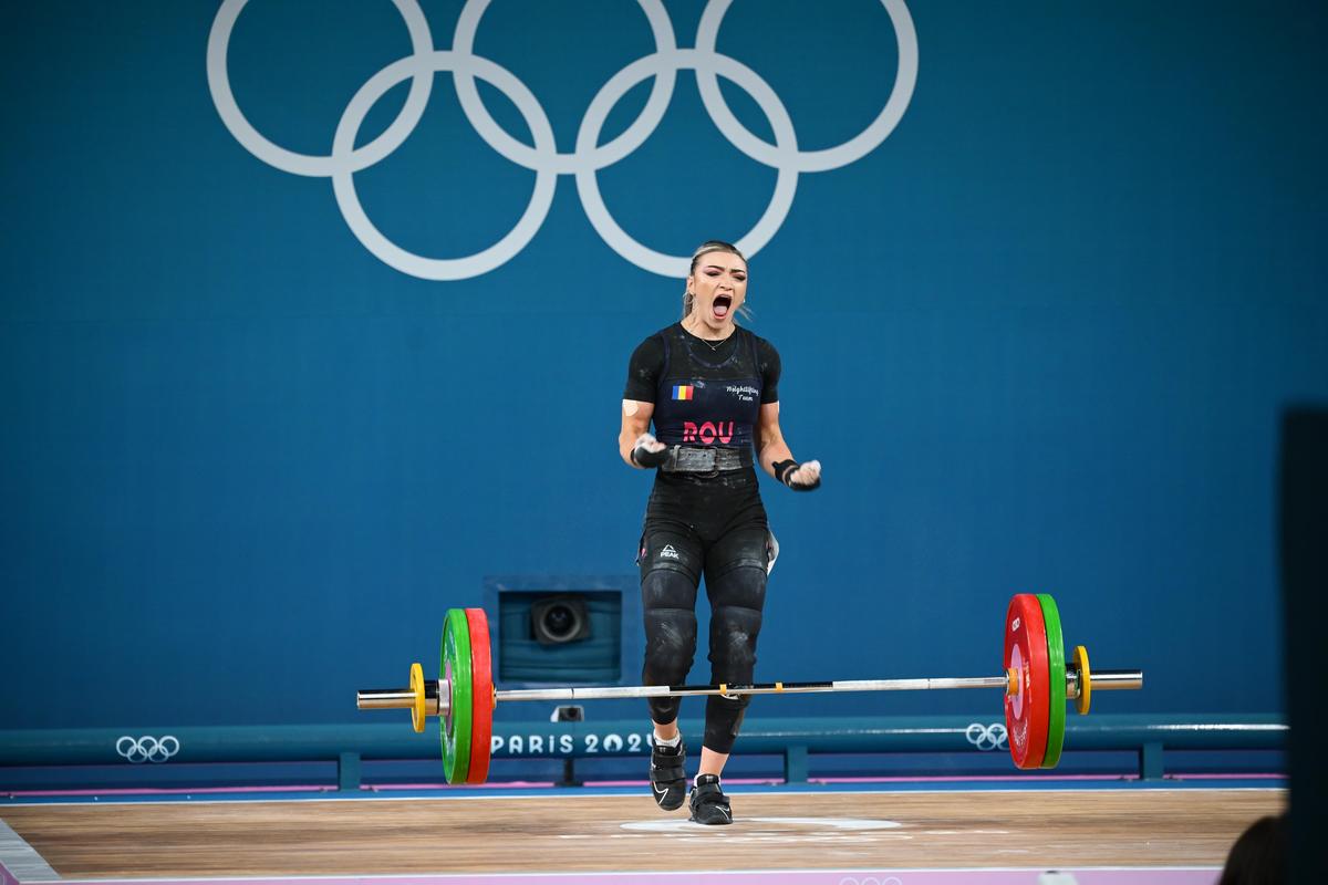 Mihaela Cambei, medalie de argint la Paris în competiția categoriei 49 kg » Chinezoaica i-a luat aurul la ultima încercare